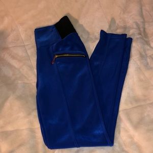 Cute Blue Leggings with Two Pockets